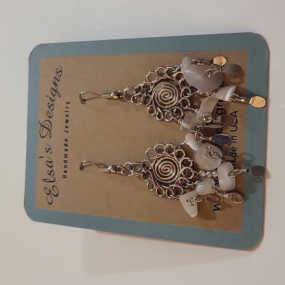 1244- Natural Chips Stone Handmade Women's Earrings NWT - Picture 1 of 4